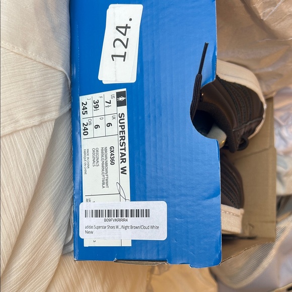 Adidas Superstar Men's Sneakers in Black and Gold - Picture 8 of 8